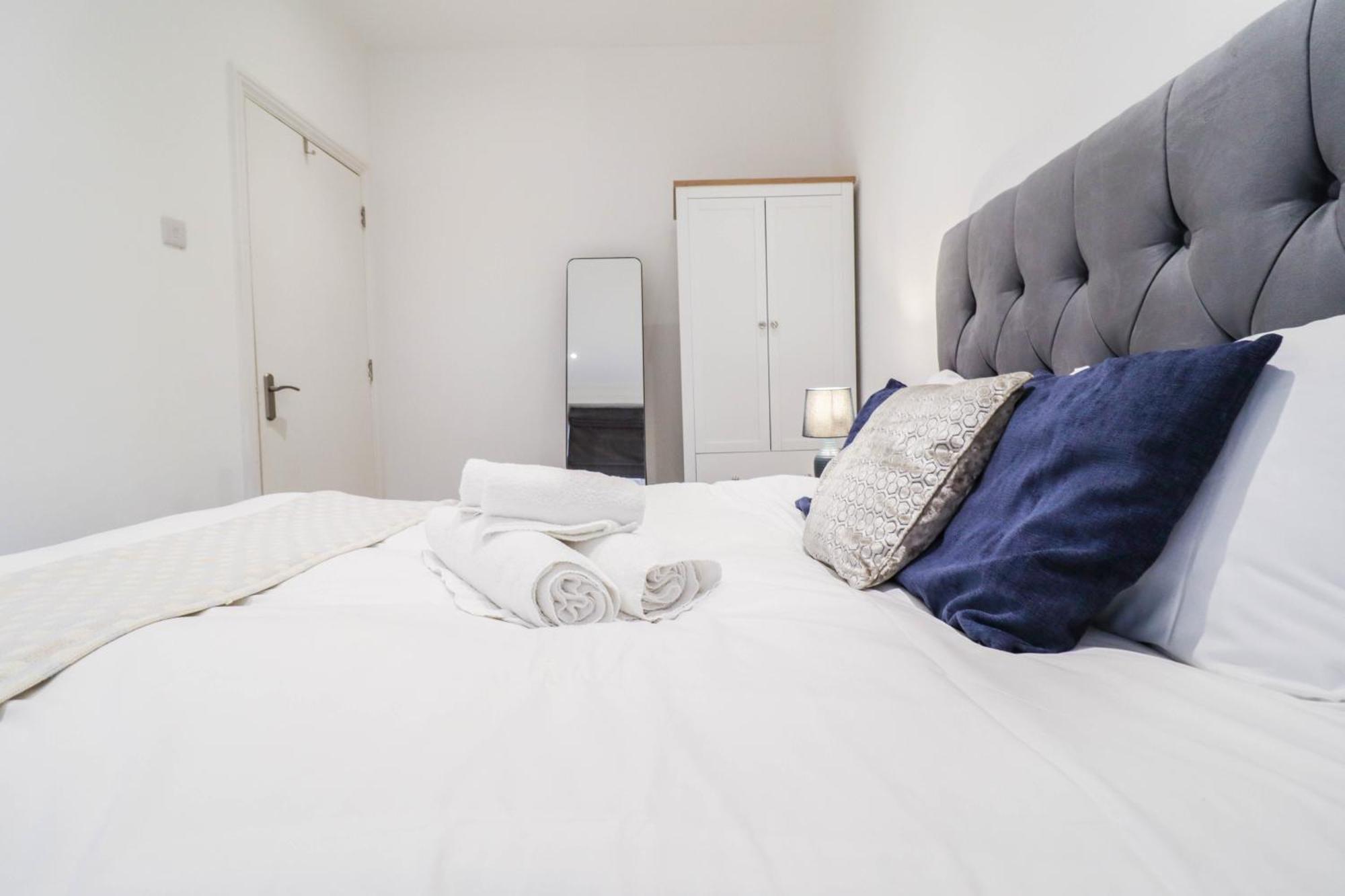 Stylish 1 Bedroom Apartment In Central ลอนดอน ภายนอก รูปภาพ