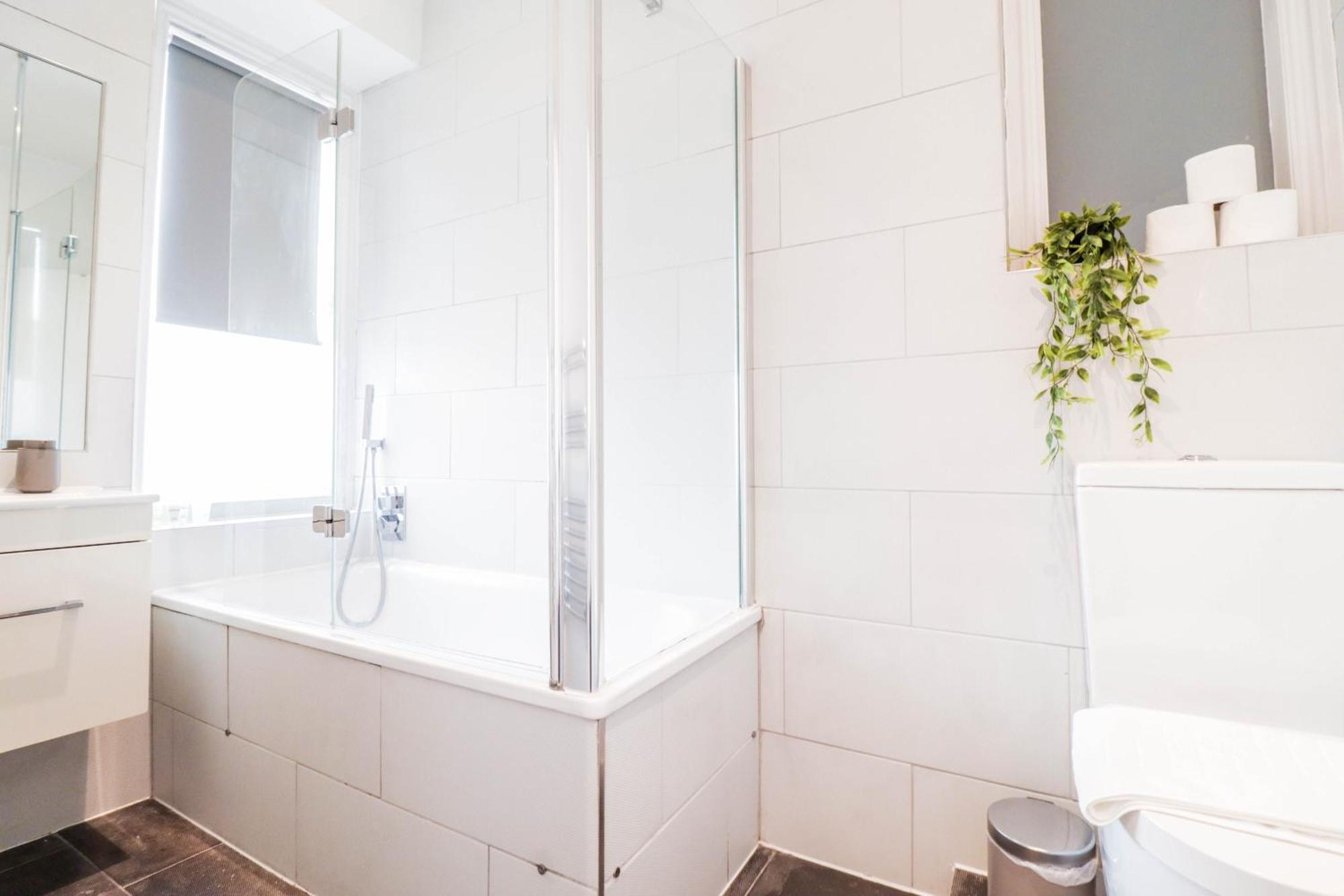 Stylish 1 Bedroom Apartment In Central ลอนดอน ภายนอก รูปภาพ